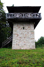 rekonstruierter Limes Wachturm in Großerlach (Heidenbuckel)